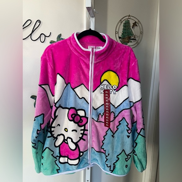 NEW Hello Kitty Women’s Scenic Plush Sweater Mountain Woods - Picture 1 of 10